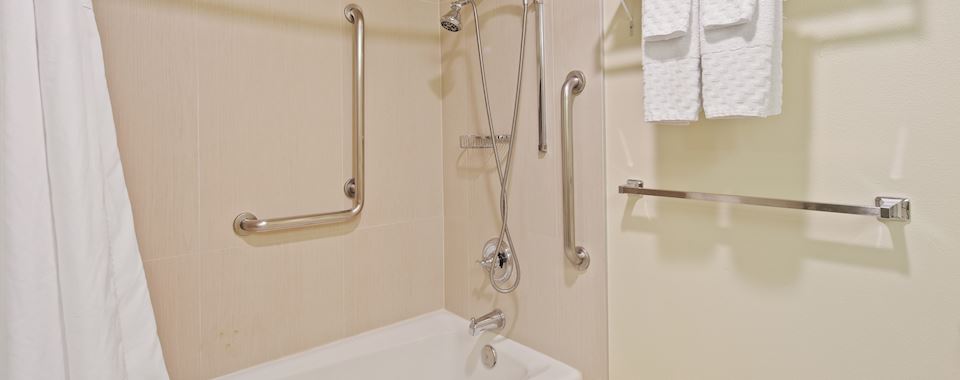 Best Western Plus Bayside Inn California - ADA Rooms City View Best Western Plus Bayside Inn California - ADA Rooms City View